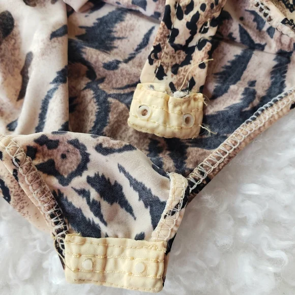 Leopard Print Bodysuit - Picture 3 of 4